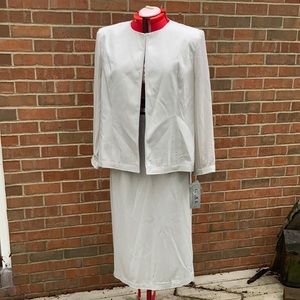 NWT sz 18 GMI 2 pc skirt suit set sage silver